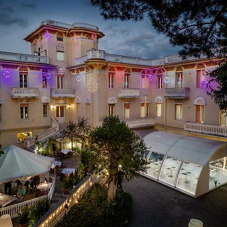 Relais Le Felci Executive Suite Spa フィウッジ エクステリア 写真