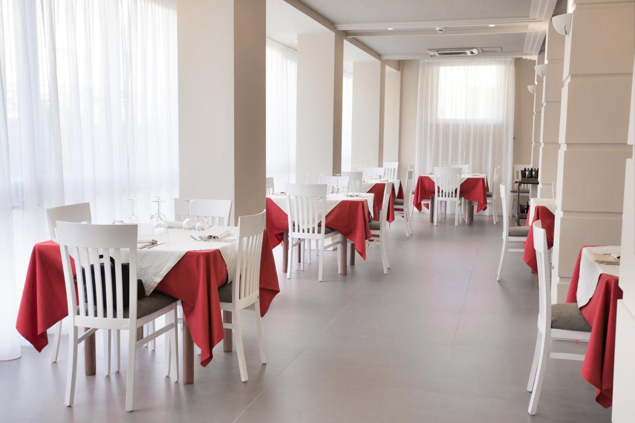 Relais Le Felci Executive Suite Spa フィウッジ エクステリア 写真